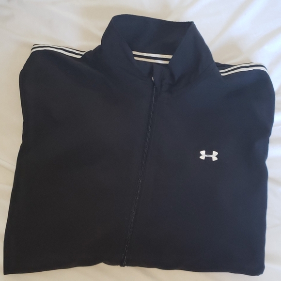 Under Armour jacket all season gear - Picture 7 of 7